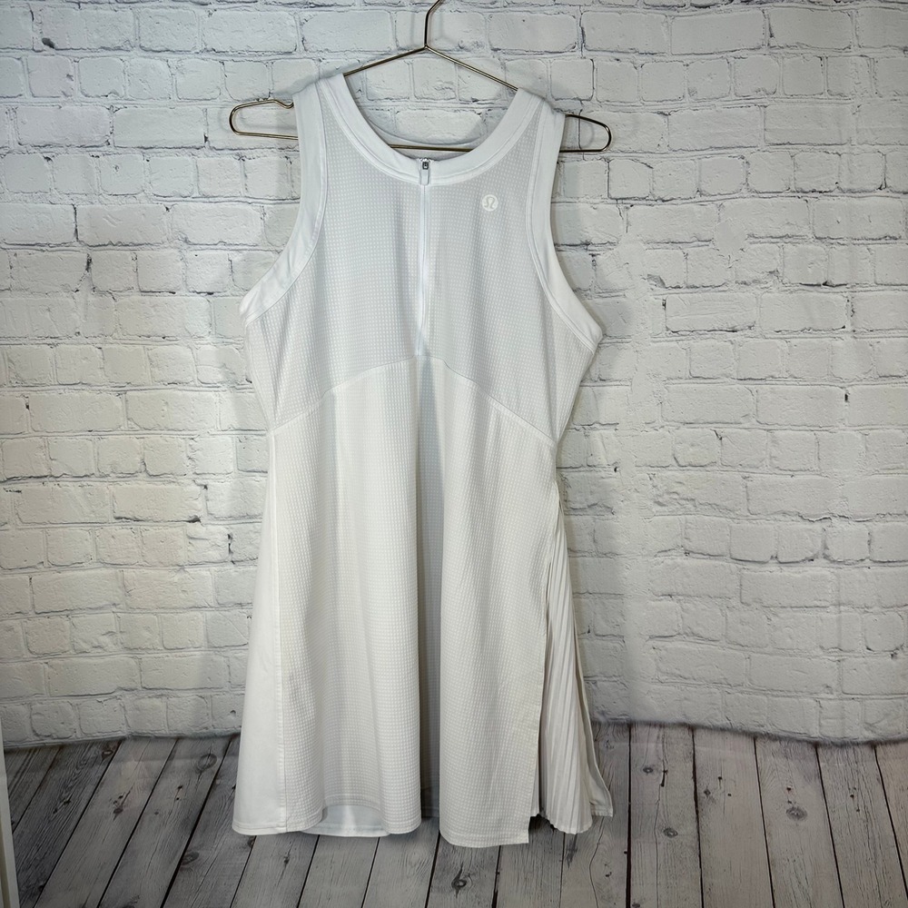 Lululemon Court Rival Tennis Dress White Pleated Quarter Zip LW1DZYS Size 12